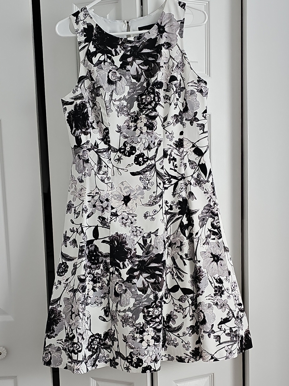 RN Studio by Ronni Nicole Black Label Dress